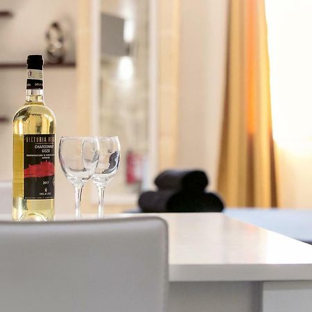 Sqaq Numru 1 Accomodation 호텔 라바트 외부 사진