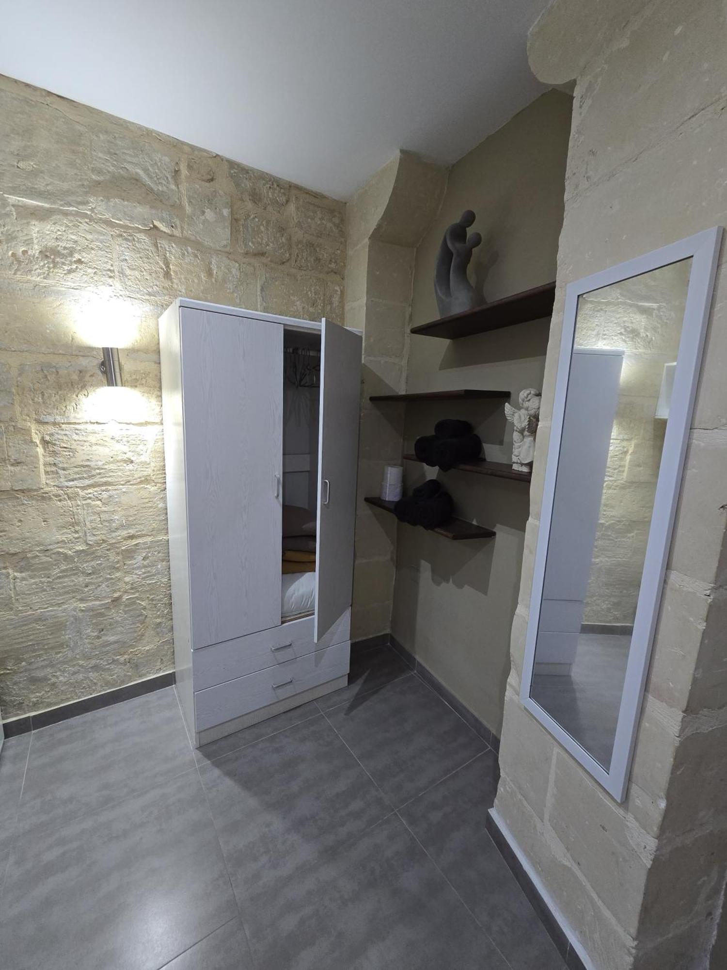Sqaq Numru 1 Accomodation 호텔 라바트 외부 사진