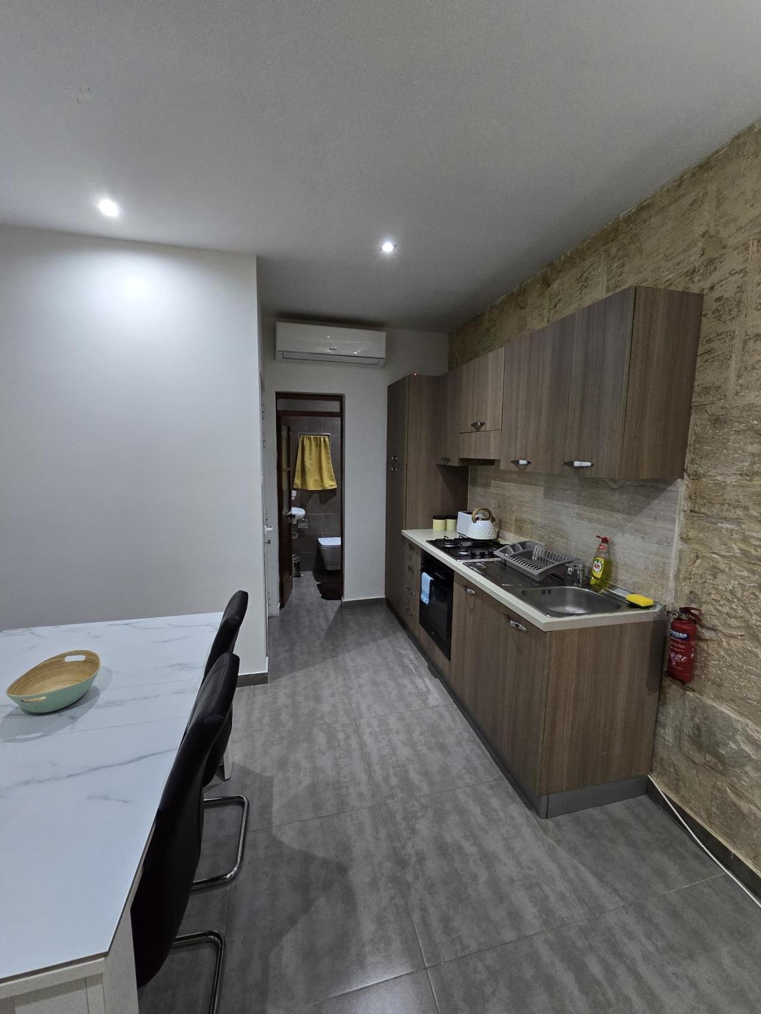 Sqaq Numru 1 Accomodation 호텔 라바트 외부 사진